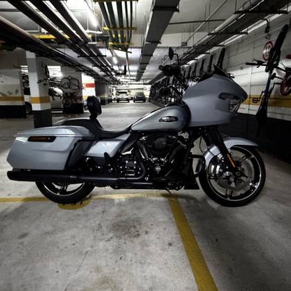 HARLEY-DAVIDSON ROAD GLIDE 